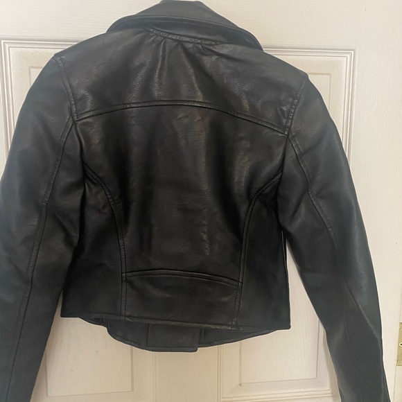 Abercrombie vegan leather moto jacket - Picture 3 of 3